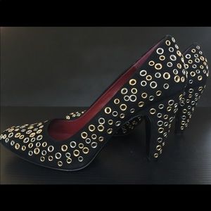 PRADA Black Heels Pumps Suede 37.5, / 7.5 Gold